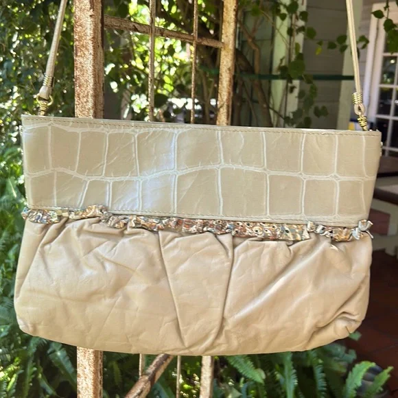 Park avenue int vintage genuine leather made in USA beige metallic crossbody - Picture 4 of 11